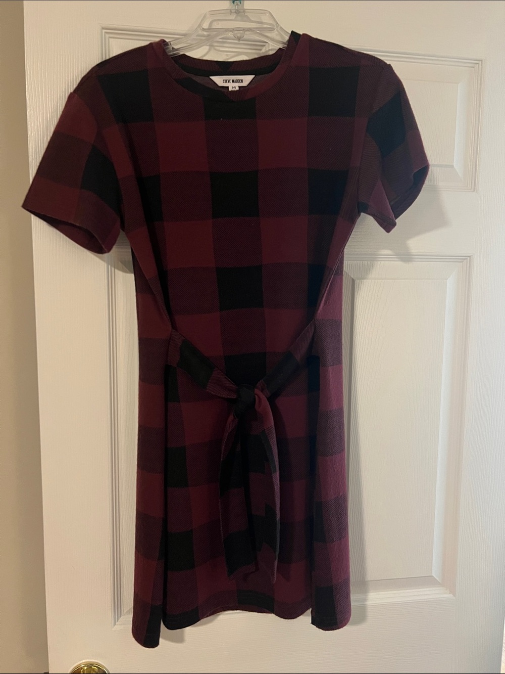 Steve Madden Burgundy and Black Plaid Tie-Waist Short Sleeve Dress